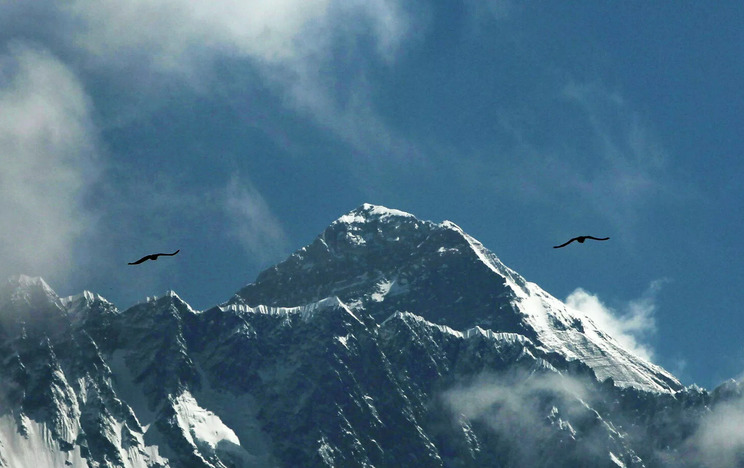 На горе Эверест погиб альпинист из Австралии