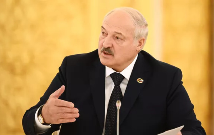 Лукашенко: Польша готовится к мятежу в Беларуси