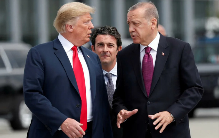 Дональд Трамп назвал Эрдогана другом и поздравил с победой на выборах президента