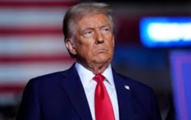The Independent: вертолет Трампа экстренно посадили в Лондоне