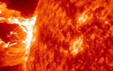Мощнейшая вспышка за лето произошла на Солнце