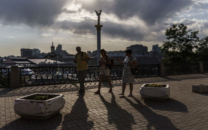 The Washington Post: Запад требует от Киева провести выборы