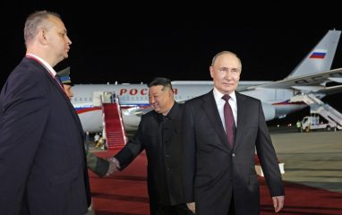 Прилетевшего в Пхеньян Владимира Путина лично встретил Ким Чен Ын