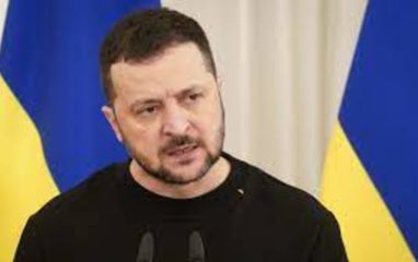 Зеленский заявил, что сложилась крайне тяжелая ситуация на Харьковском направлении