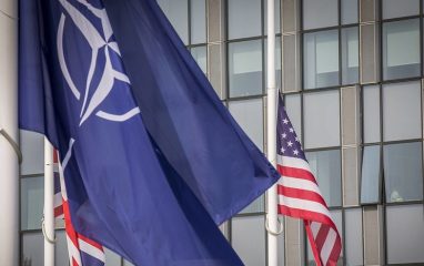 В НАТО поднимают вопросов касательно будущего без США и с Трампом