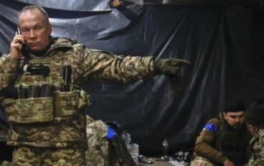Politico: нового главнокомандующего армией Украины называют мясником и генералом 200