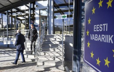 Cтраны Евросоюза начнут отбирать машины с российскими номерами на границе