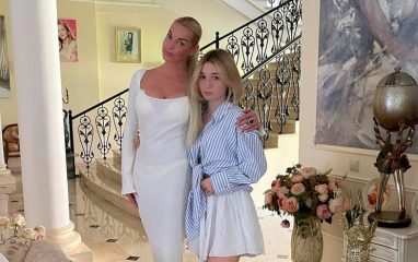 Дочь Анастасии Волочковой стесняется фамилии матери