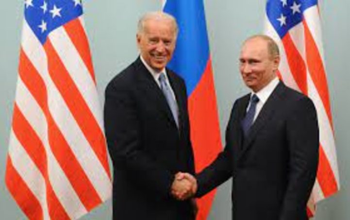 Президент США Джо Байден опять публично оскорбил Владимира Путина