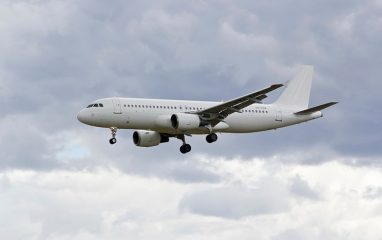 Правительство Украины потребовало от Грузии прекратить авиасообщение с РФ