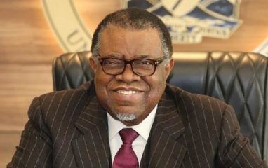 Глава Намибии скончался из-за рака