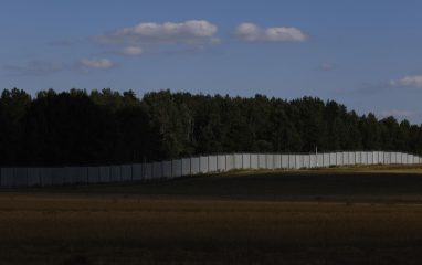 В Польше укрепляют заграждения на границе с Беларусью
