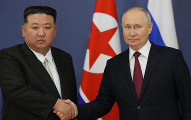 Владимир Путин подарил Ким Чен Ыну автомобиль производства РФ