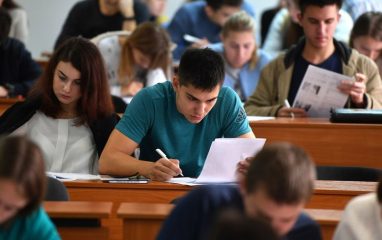 В Беларуси существенно повысится плата за высшее образование