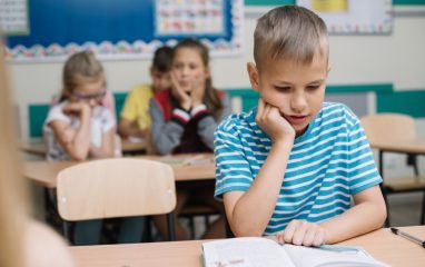 Учебный год все ближе. Сколько семей получили матпомощь на подготовку детей к школе