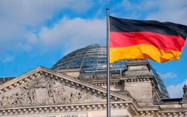 Правительство Германии заморозило российские активы на сумму более €4 млрд