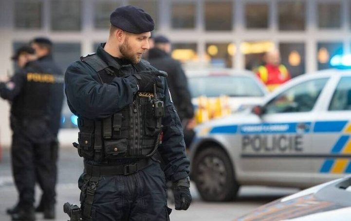 В Чехии полицию перевели в состояние повышенной готовности
