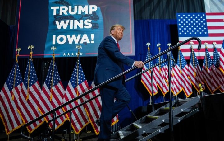 Дональд Трамп одержал внушительную победу на внутрипартийных выборах в Айове