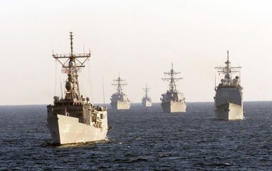 Военные хуситы нанесли серьезные удар по военному кораблю США