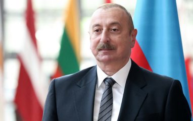 Алиев и Путин провели переговоры по телефону