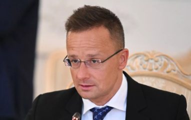 Глава МИД Венгрии: наше партнерство с Россией развивается успешно