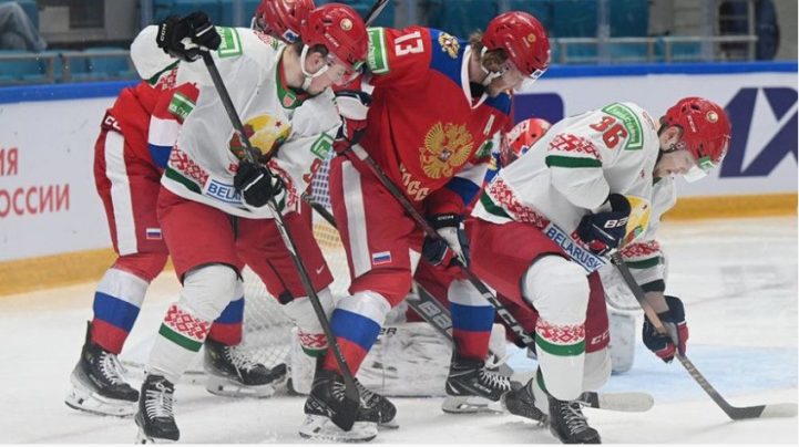 Беларусь и Россия выйдут на лед в память о героях войны