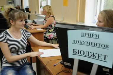 Абитуриенты Беларуси определились с бюджетными специальностями