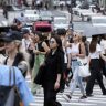 The Guardian: численность населения Японии сократилось на 800 тыс. человек в 47 префектурах