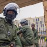 Полиция Нигера не позволяет установить электрогенератор в посольстве Франции