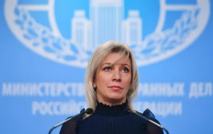 Представитель МИД России Захарова сравнила США с королевством кривых зеркал