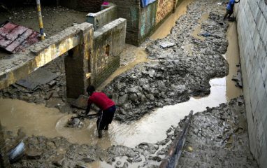 Из-за проливных дождей в Индии погибли не менее 50 человек