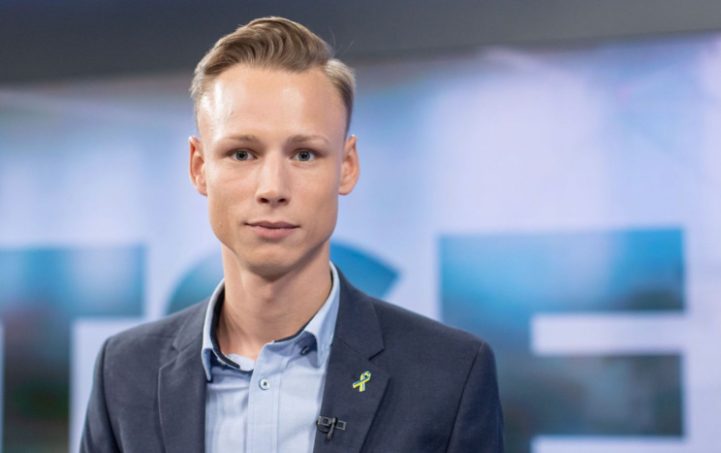 Эстонский депутат Ларченко: учителя с начальным уровнем национального языка могут потерять работу
