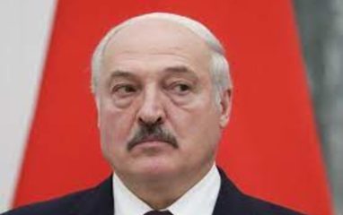 Лукашенко рассказал, что Беларусь не вступит в конфликт, если Украина не пересечет границы
