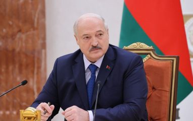 Лукашенко не стал исключать вероятность гражданской войны в Евросоюзе