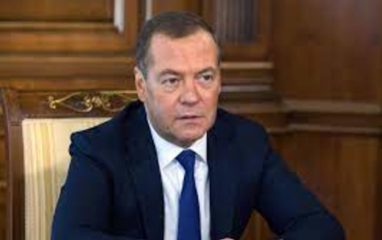 Медведев: Запад растерзает Россию, если она не уничтожит киевский режим