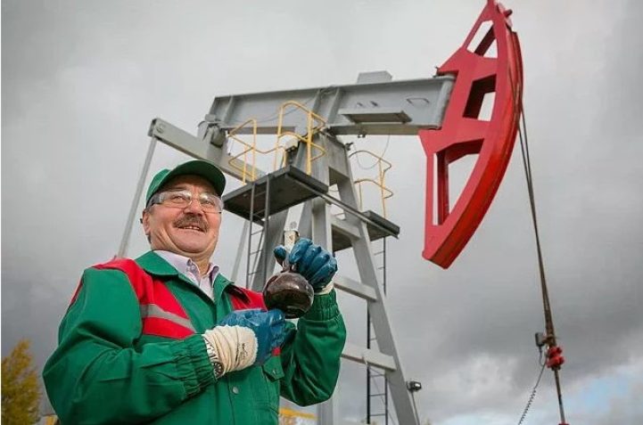 Нефтяники Беларуси и России проедут сотни километров, чтобы оживить память о войне