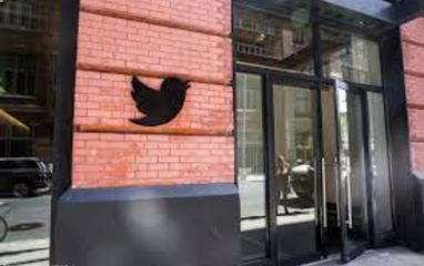 Компанию Twitter оштрафовали за задержку с передачей данных аккаунта Трампа