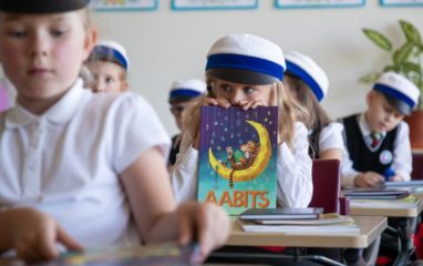 Принудительный переход русскоязычных школ на эстонский язык практически невозможен за год