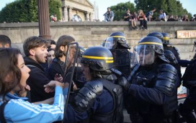 Во Франции начались протесты против насилия полиции