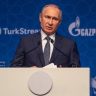 Путин заявил, что политики Европы делает все, что скажут «из-за океана»