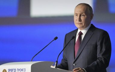 Путин: Россия легально вывозила детей из зоны украинского конфликта