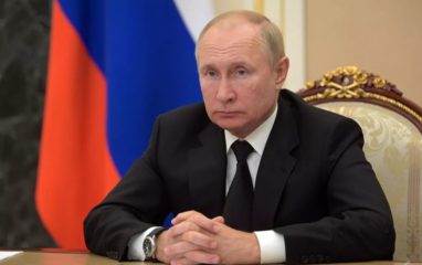 Путин рассказал, что переговоры о бесплатных поставках зерна в шесть стран Африки завершаются