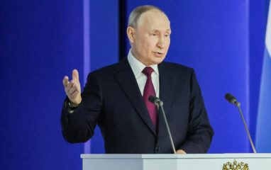 Путин поставил задачу нарастить выпуск потребительских товаров и технологических продуктов