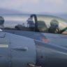 Пентагон: Белый дом отправит авианосец с истребителями F-16 и F-35 в Ормузский пролив