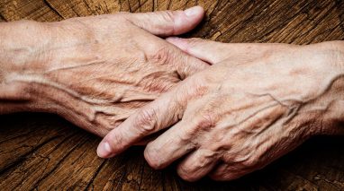 Социальные риски выявили невидимых ускорителей старения