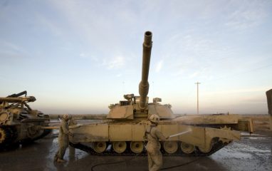 Власти США отправят в Украину танки Abrams без передовой электроники