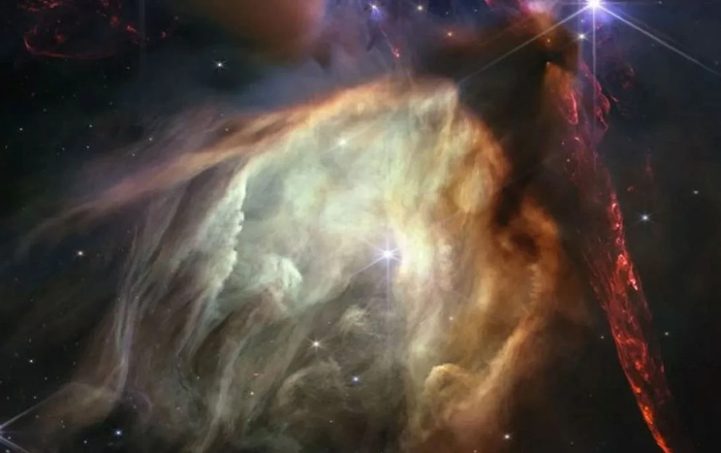 Телескоп «Джеймс Уэбб» прислал уникальный снимок рождения звезд