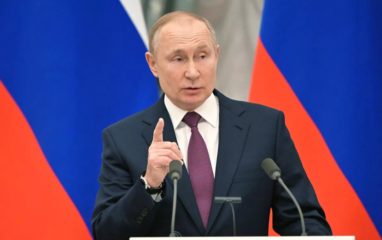 Владимир Путин: пытающиеся «отменить» культуру России наказывают самих себя