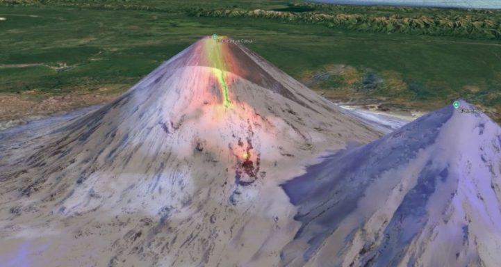 Вулкан Крашенинников впервые извергся на Камчатке